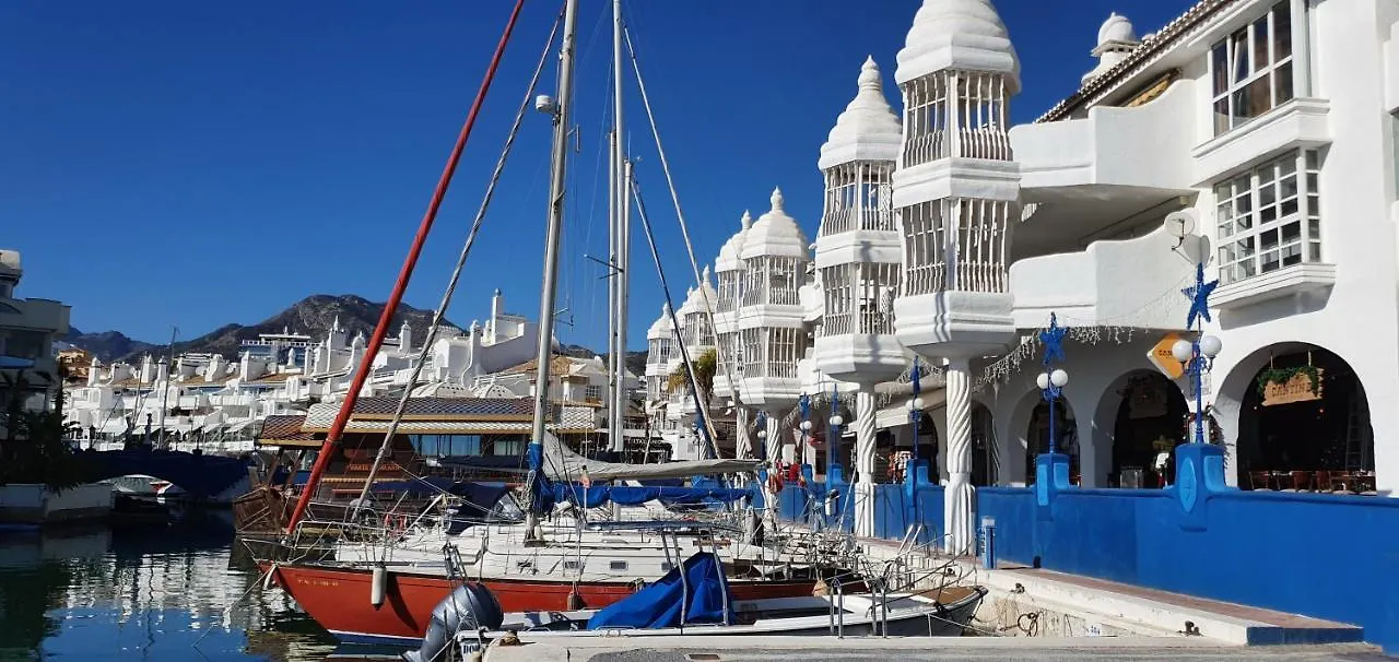 Maite Vacances , Luminoso Estudio Junto Al Mar Benalmadena Spain