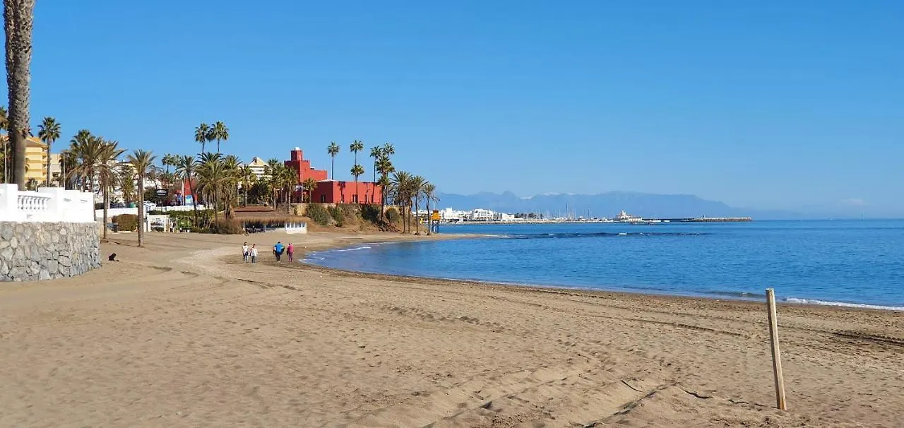 Maite Vacances , Luminoso Estudio Junto Al Mar Benalmadena 0*,  Spain